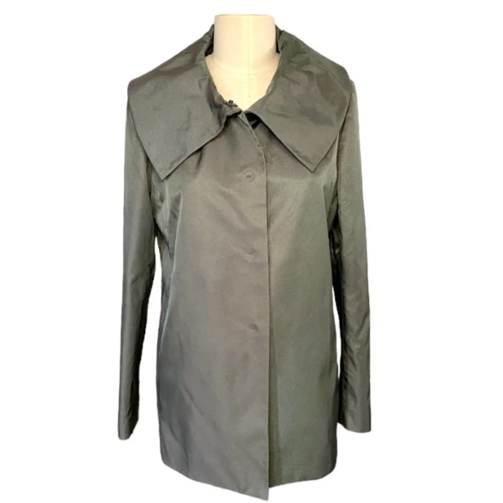 Ann Taylor Metallic Gray Nylon Rain Jacket Snap Coat medium Peter Pan Collar M